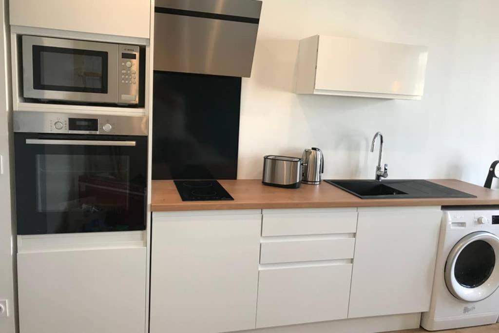 Le Nicole Apartment ชาร์ตร ภายนอก รูปภาพ
